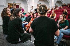 Festival Jeden svět letos umožní zavítat i do mysli nenarozeného dítěte