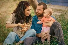 Filmové novinky s neslyšícími: Slyšíš mě?, Jako by to bylo snadné a Retreat