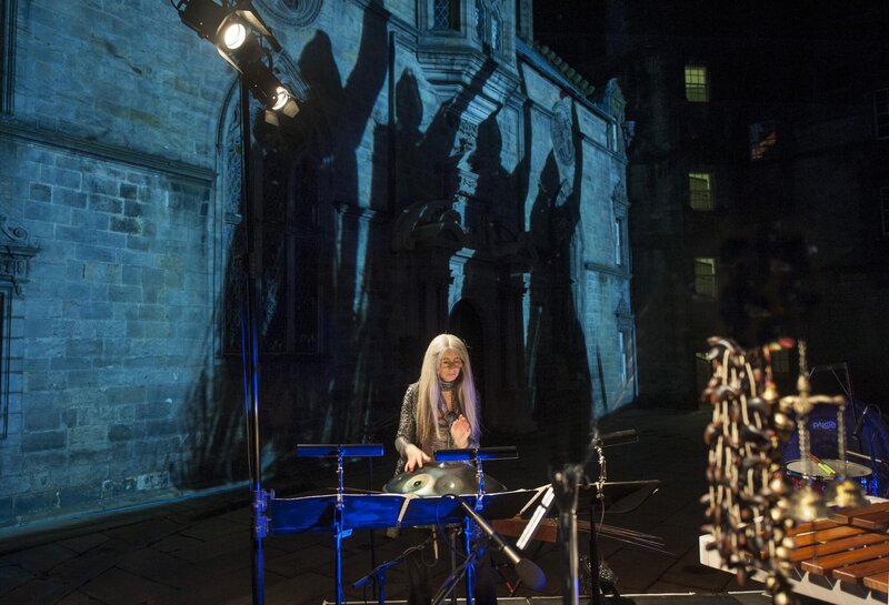 © Douglas Robertson - photo ref 5810